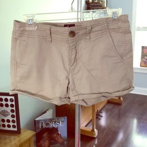 Short, khaki shorts, worn twice!!!